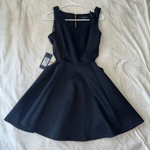 MARCIANO size M little black dress new with tag